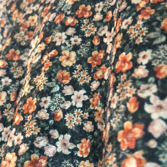 👛2/$12 Zara Girls Velvet Floral Dress - Picture 5 of 6
